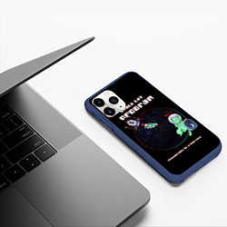 Чехол iPhone 11 Pro матовый 8bit Космический котик ищет новую жизнь, цвет: 3D-тёмно-синий — фото 2