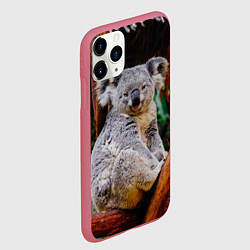 Чехол iPhone 11 Pro матовый Очень уставшая коала, цвет: 3D-малиновый — фото 2