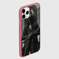 Чехол iPhone 11 Pro матовый Bloodborne охотник, цвет: 3D-малиновый — фото 2