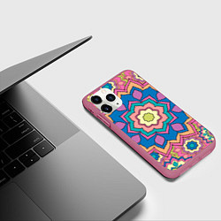 Чехол iPhone 11 Pro матовый Цветочный разноцветный паттерн, цвет: 3D-малиновый — фото 2