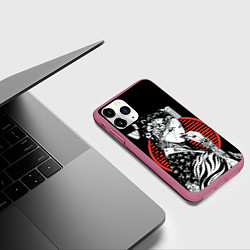Чехол iPhone 11 Pro матовый Женщина из Японии, цвет: 3D-малиновый — фото 2