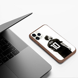 Чехол iPhone 11 Pro матовый 10 Leo Messi, цвет: 3D-коричневый — фото 2