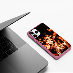 Чехол iPhone 11 Pro матовый Огонь-пламя, цвет: 3D-малиновый — фото 2