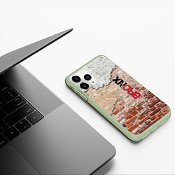 Чехол iPhone 11 Pro матовый Старая кирпичная стена - Бронкс, цвет: 3D-салатовый — фото 2