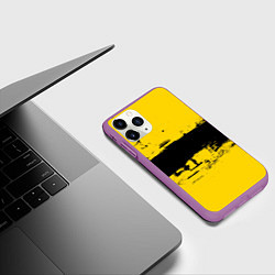 Чехол iPhone 11 Pro матовый Черно-желтая полоса Cyberpunk 2077, цвет: 3D-фиолетовый — фото 2