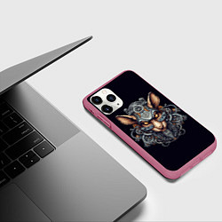 Чехол iPhone 11 Pro матовый Механическая крыса, цвет: 3D-малиновый — фото 2