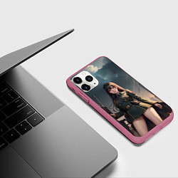 Чехол iPhone 11 Pro матовый Девушка офицер с винтовкой, цвет: 3D-малиновый — фото 2