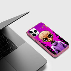 Чехол iPhone 11 Pro матовый Alien - comics art style, цвет: 3D-малиновый — фото 2