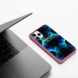 Чехол iPhone 11 Pro матовый Cyberpunk 2077 neon texture, цвет: 3D-малиновый — фото 2