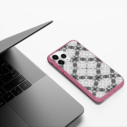 Чехол iPhone 11 Pro матовый Черно-белый ажурный кружевной узор Геометрия, цвет: 3D-малиновый — фото 2
