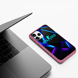 Чехол iPhone 11 Pro матовый CSGO neon geometry, цвет: 3D-малиновый — фото 2