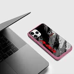 Чехол iPhone 11 Pro матовый Honda cr-v - Монохром, цвет: 3D-малиновый — фото 2
