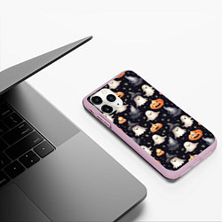 Чехол iPhone 11 Pro матовый Милые привидения и хэллуинские тыквы - паттерн, цвет: 3D-розовый — фото 2