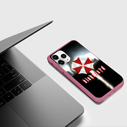 Чехол iPhone 11 Pro матовый Raccoon city, цвет: 3D-малиновый — фото 2