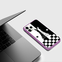 Чехол iPhone 11 Pro матовый Шахматный конь, цвет: 3D-фиолетовый — фото 2