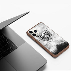 Чехол iPhone 11 Pro матовый Texture - разозленный волк, цвет: 3D-коричневый — фото 2