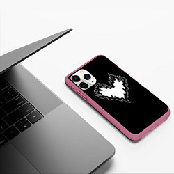 Чехол iPhone 11 Pro матовый Burning heart, цвет: 3D-малиновый — фото 2