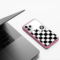 Чехол iPhone 11 Pro матовый BMW black geometry splash, цвет: 3D-малиновый — фото 2