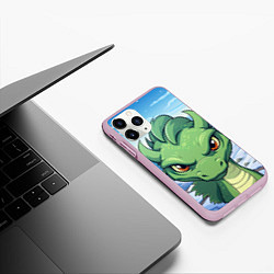 Чехол iPhone 11 Pro матовый Забавный маленький зеленый дракон, цвет: 3D-розовый — фото 2