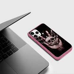 Чехол iPhone 11 Pro матовый Розовый череп, цвет: 3D-малиновый — фото 2