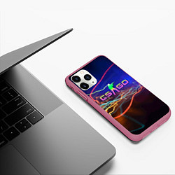 Чехол iPhone 11 Pro матовый Контр Страйк - неоновое свечение, цвет: 3D-малиновый — фото 2