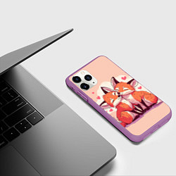 Чехол iPhone 11 Pro матовый Влюбленные рыжие лисички, цвет: 3D-фиолетовый — фото 2