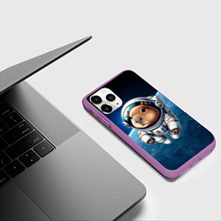 Чехол iPhone 11 Pro матовый Кроха капибара в космическом скафандре, цвет: 3D-фиолетовый — фото 2