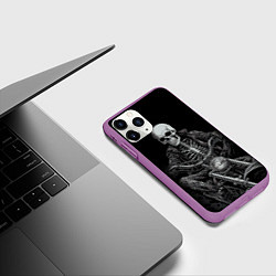 Чехол iPhone 11 Pro матовый Скелет на мотоцикле, цвет: 3D-фиолетовый — фото 2
