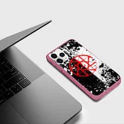 Чехол iPhone 11 Pro матовый Стальной алхимик - брызги черно-белые, цвет: 3D-малиновый — фото 2