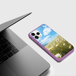 Чехол iPhone 11 Pro матовый Ромашковое поле, цвет: 3D-фиолетовый — фото 2