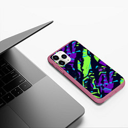 Чехол iPhone 11 Pro матовый Абстрактный фон со спортивным рисунком, цвет: 3D-малиновый — фото 2