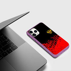 Чехол iPhone 11 Pro матовый Россия герб красные краски, цвет: 3D-фиолетовый — фото 2