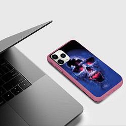 Чехол iPhone 11 Pro матовый Череп разъяренный кричащий - blue skull, цвет: 3D-малиновый — фото 2