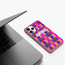 Чехол iPhone 11 Pro матовый Fortnite logo pattern game, цвет: 3D-малиновый — фото 2