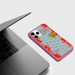 Чехол iPhone 11 Pro матовый Россия абстрактные соты, цвет: 3D-малиновый — фото 2