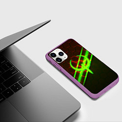 Чехол iPhone 11 Pro матовый Квейк броня палача, цвет: 3D-фиолетовый — фото 2