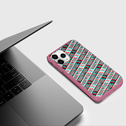 Чехол iPhone 11 Pro матовый Ювентус глитч паттерн, цвет: 3D-малиновый — фото 2