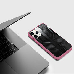 Чехол iPhone 11 Pro матовый Карбоновый байкер, цвет: 3D-малиновый — фото 2