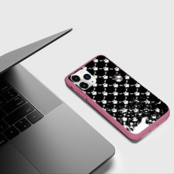 Чехол iPhone 11 Pro матовый BMW gussi steel, цвет: 3D-малиновый — фото 2