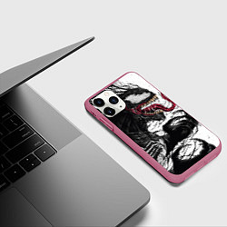 Чехол iPhone 11 Pro матовый Venom - Symbiot, цвет: 3D-малиновый — фото 2