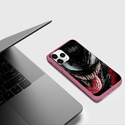 Чехол iPhone 11 Pro матовый Веном с языком, цвет: 3D-малиновый — фото 2