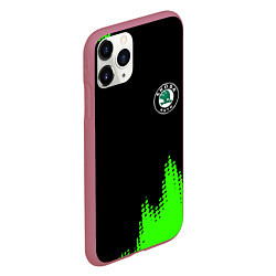 Чехол iPhone 11 Pro матовый Skoda краски зеленые, цвет: 3D-малиновый — фото 2