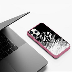 Чехол iPhone 11 Pro матовый Stray kids - черно-белый, цвет: 3D-малиновый — фото 2