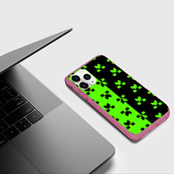 Чехол iPhone 11 Pro матовый Майкрафт стиль текстура, цвет: 3D-малиновый — фото 2
