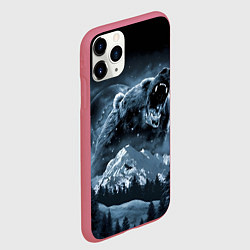 Чехол iPhone 11 Pro матовый Медведь в зимнем лесу, цвет: 3D-малиновый — фото 2