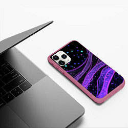 Чехол iPhone 11 Pro матовый Фиолетовые абстрактные ленты, цвет: 3D-малиновый — фото 2