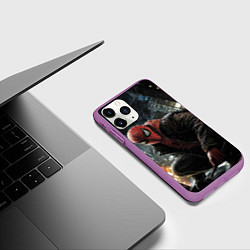 Чехол iPhone 11 Pro матовый Человек-паук и поздняя ночь, цвет: 3D-фиолетовый — фото 2