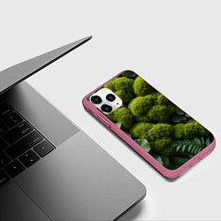 Чехол iPhone 11 Pro матовый Зеленый мох и листья, цвет: 3D-малиновый — фото 2