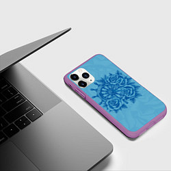 Чехол iPhone 11 Pro матовый Штурвал и три розы, цвет: 3D-фиолетовый — фото 2