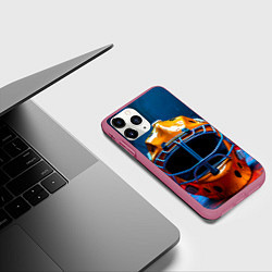 Чехол iPhone 11 Pro матовый Маска голкипера, цвет: 3D-малиновый — фото 2